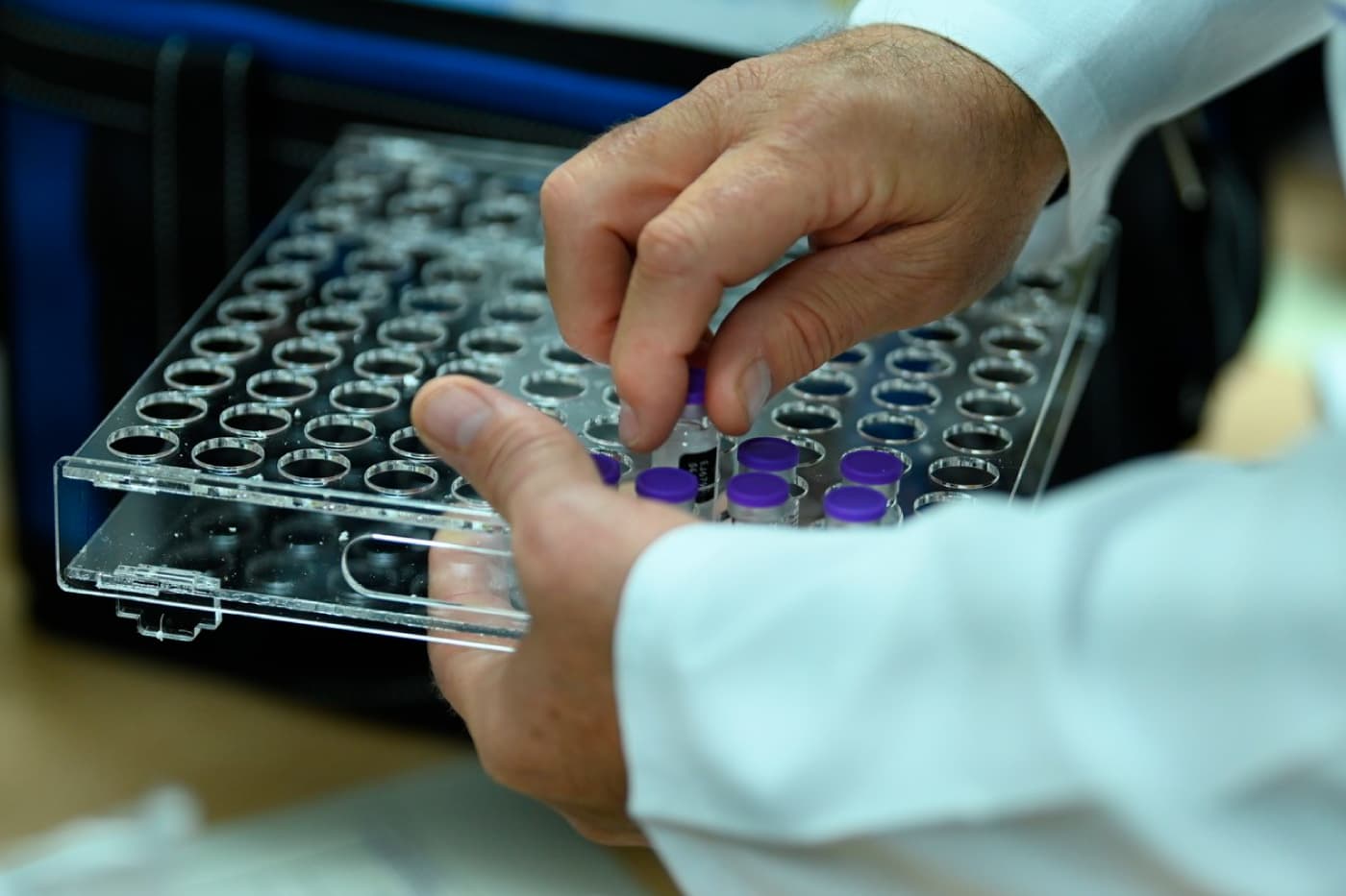 Trazabilidad cadena de sumistro farmaceutica FIELDEAS