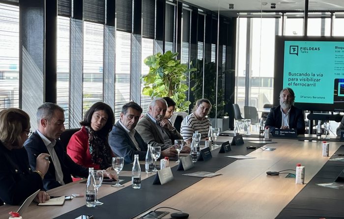 FIELDEAS Talks_Visibility_rail_1